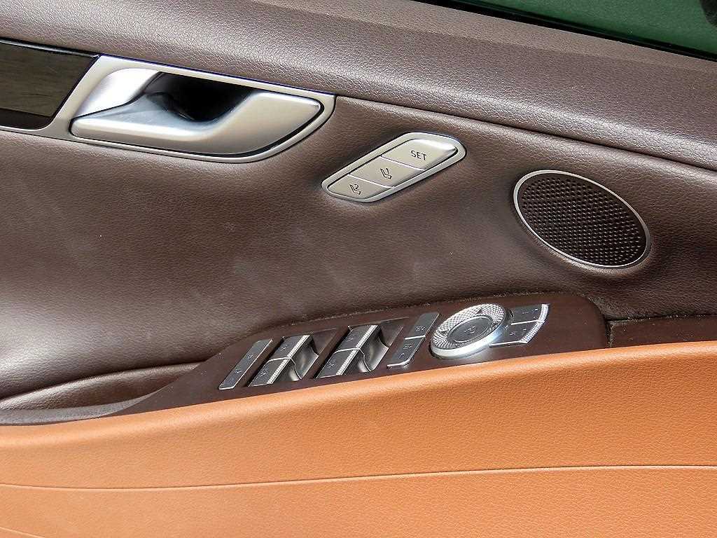 Genesis G80 - Vista 11