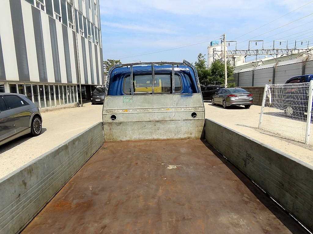 Small Truck Cargo (small) - Vista 5