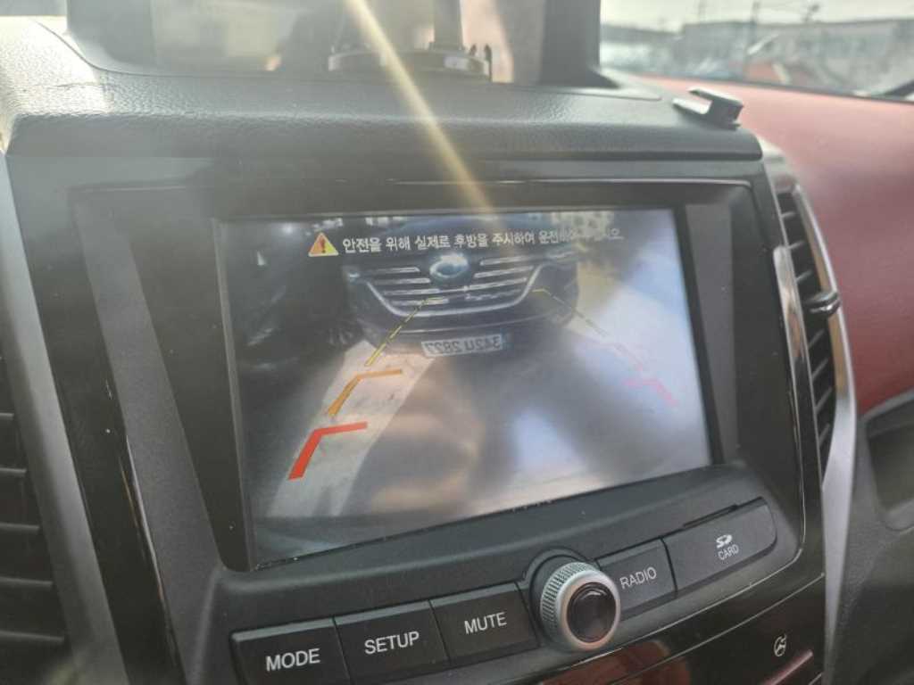 Ssangyong Tivoli - Vista 7