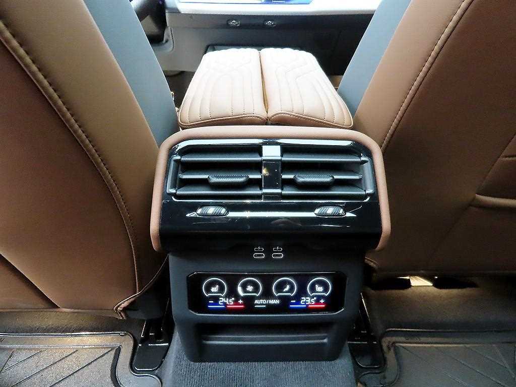 BMW 5 Series 2025 Blanco - Importación desde Corea - HF Imports Iquique - Foto 17