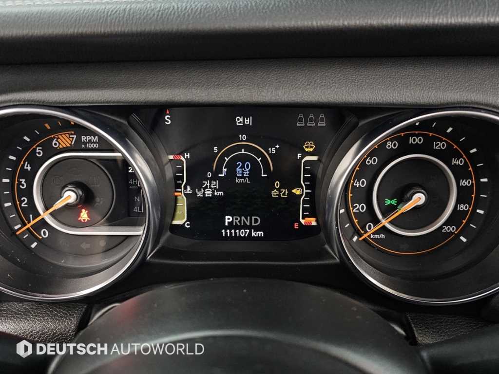 Jeep Wrangler - Vista 8