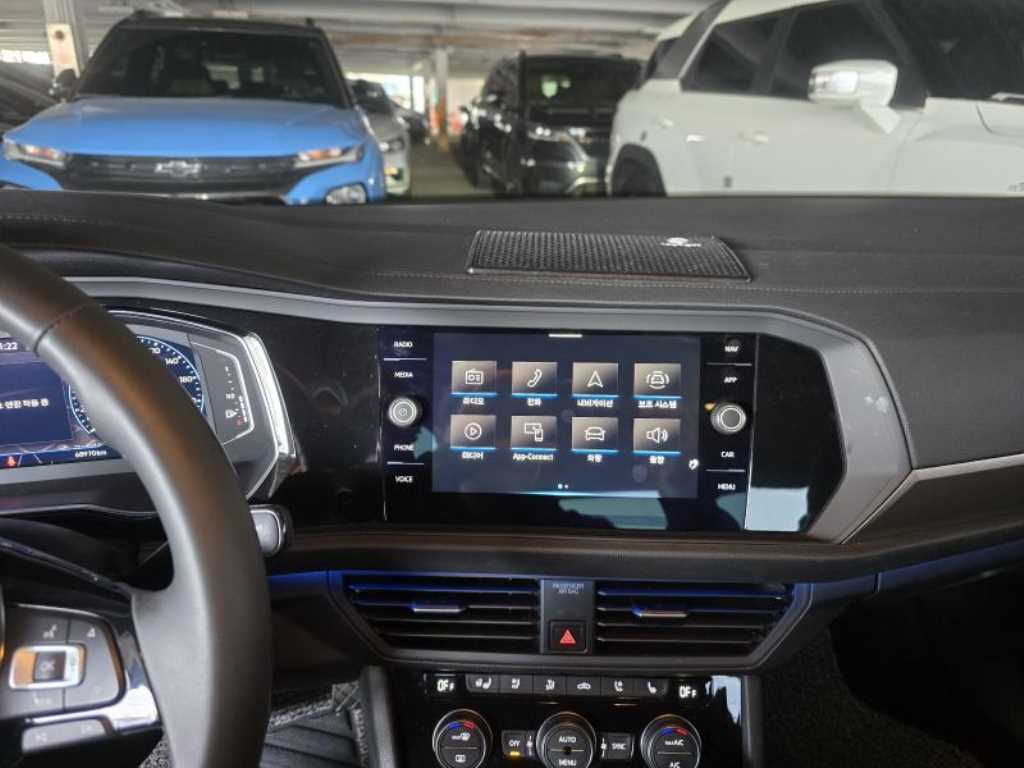 Volkswagen Jetta - Vista 8