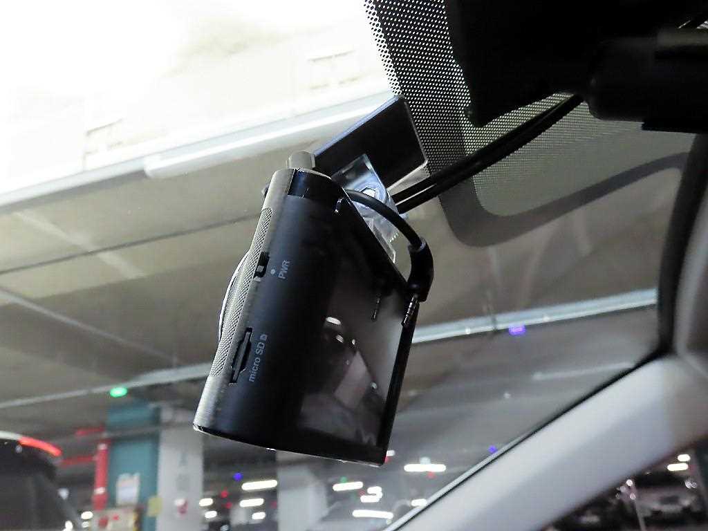 HYUNDAI Avante 2019 Blanco - Importación desde Corea - HF Imports Iquique - Foto 16