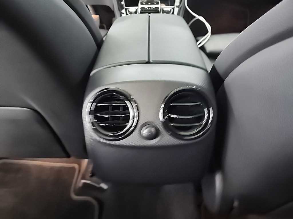 Mercedes Benz GLC Class 2018 Blanco - Importación desde Corea - HF Imports Iquique - Foto 13