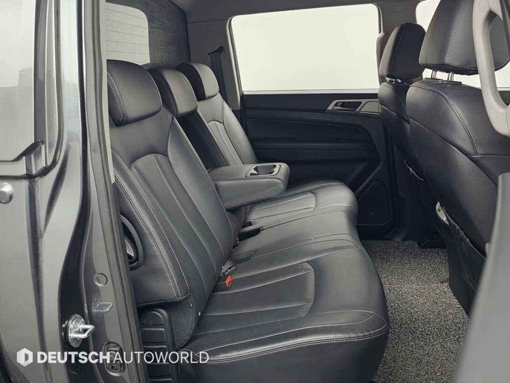 Ssangyong Rexton - Vista 12