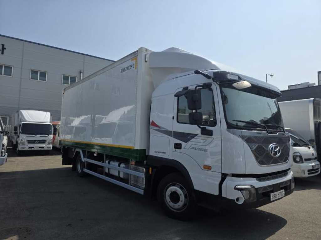 medium and large cargo truck 2026 Blanco - Importación desde Corea - HF Imports Iquique - Foto 1