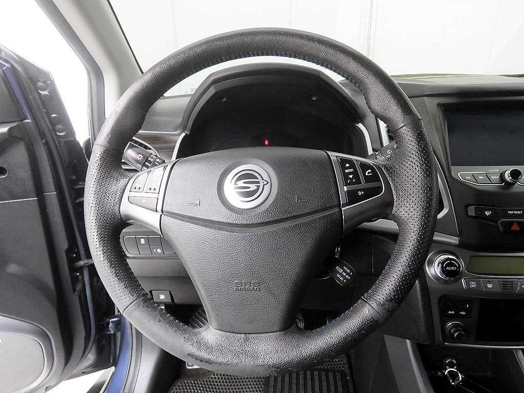 Ssangyong Korando - Vista 10