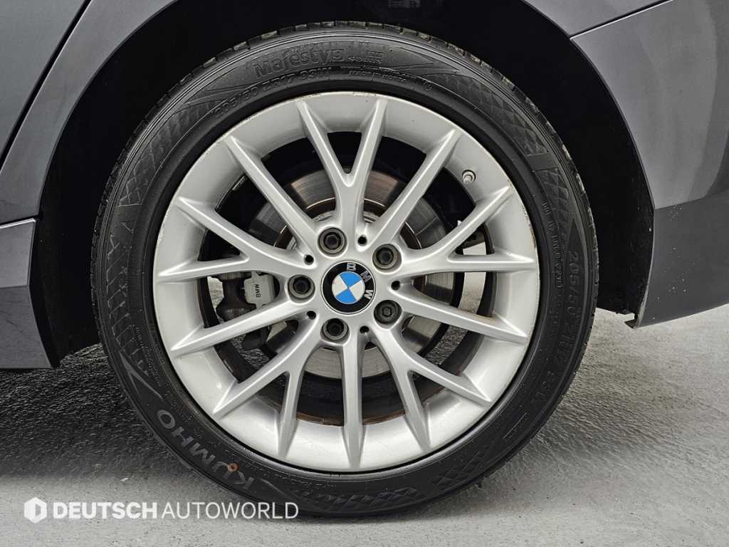 BMW 1 series - Vista 5