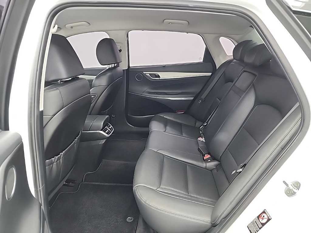 HYUNDAI Grandeur - Vista 12