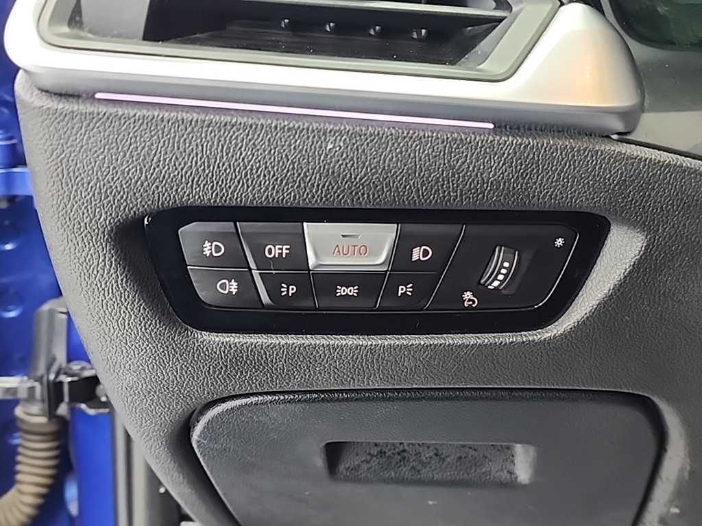 BMW 3 series 2019 Azul - Importación desde Corea - HF Imports Iquique - Foto 19