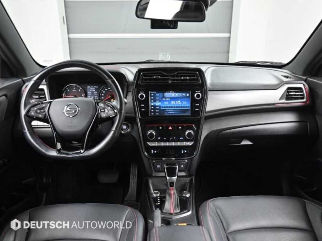 Ssangyong Tivoli - Vista 7