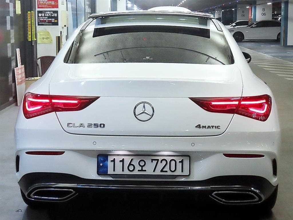 Mercedes Benz CLA Class - Vista 5