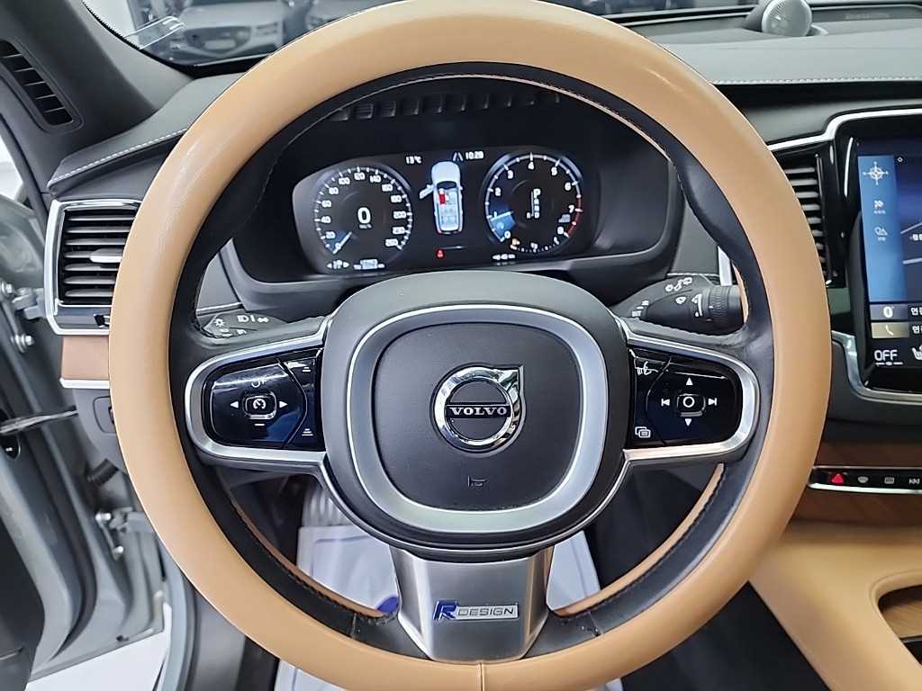 Volvo XC90 - Vista 9