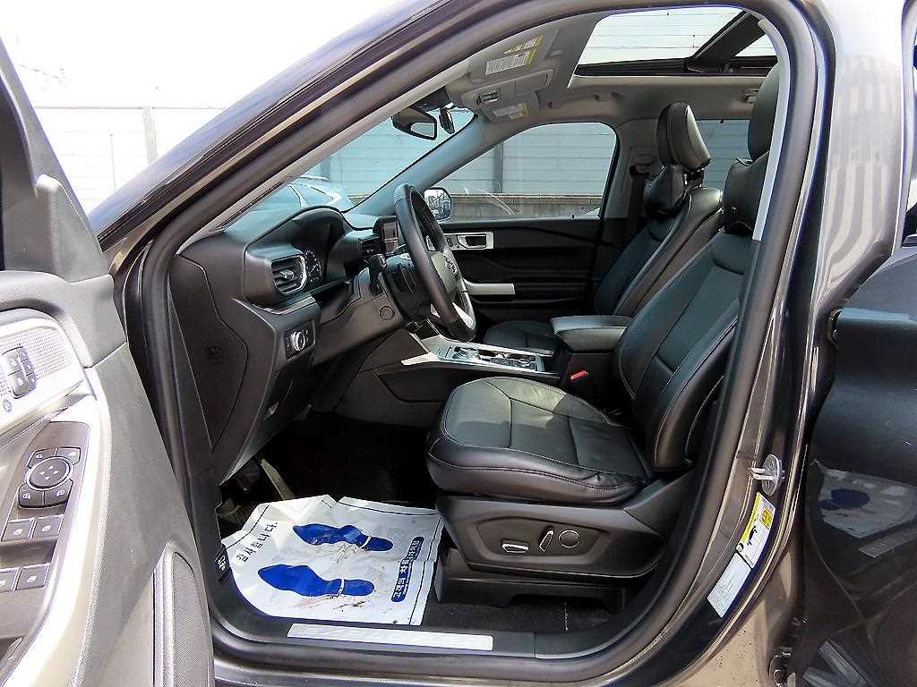 Ford Explorer - Vista 5