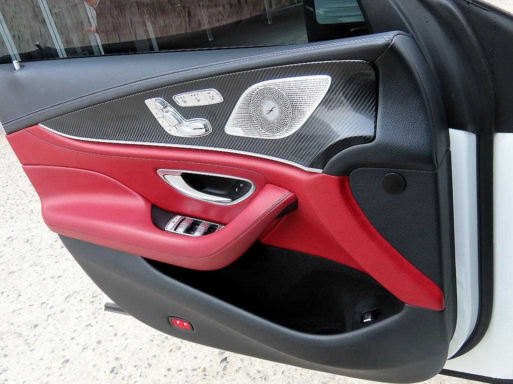 Mercedes Benz CLS Class - Vista 12