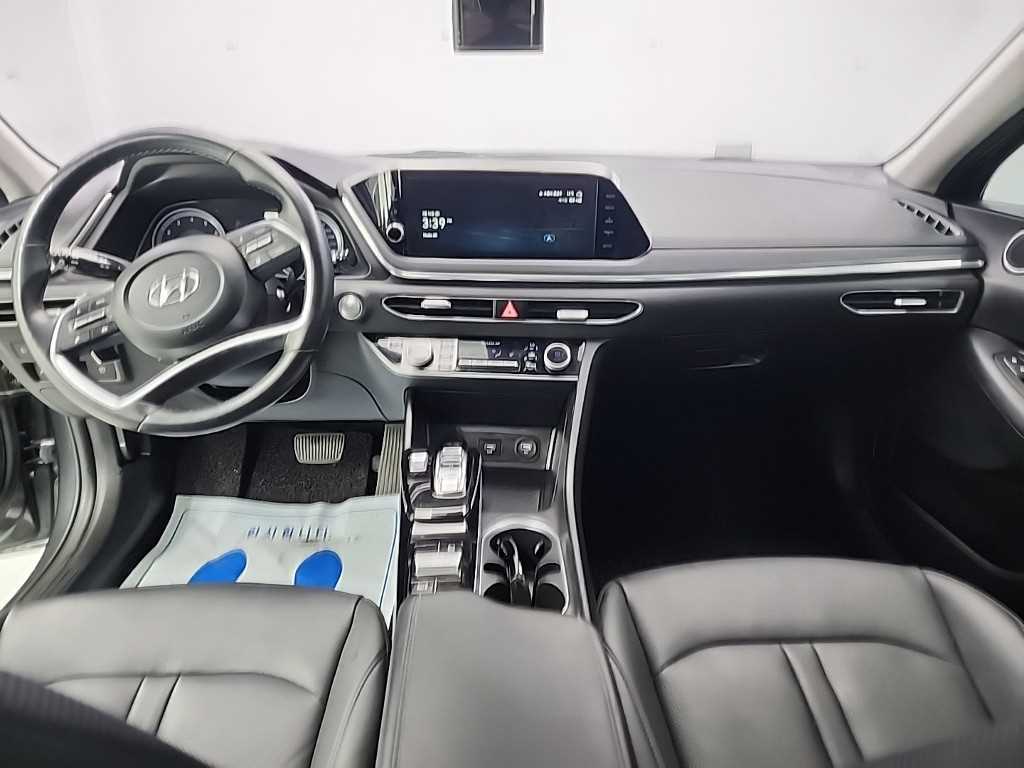 HYUNDAI Sonata - Vista 7