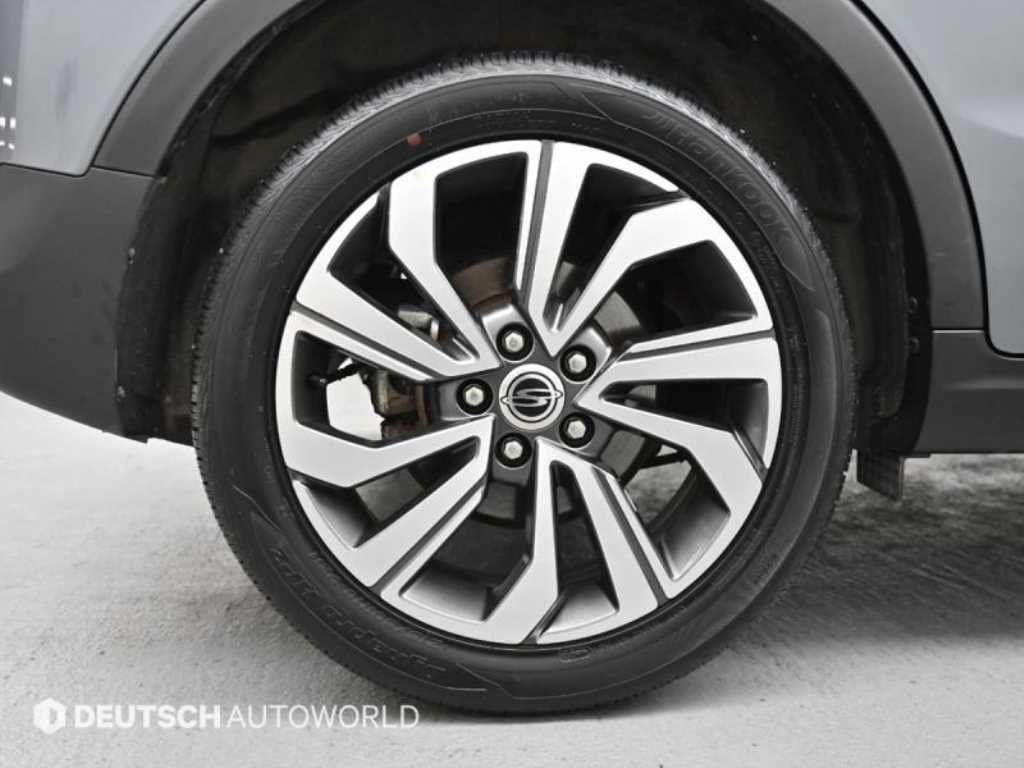 Ssangyong Tivoli - Vista 5