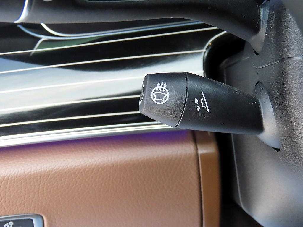 Mercedes Benz E class - Vista 12