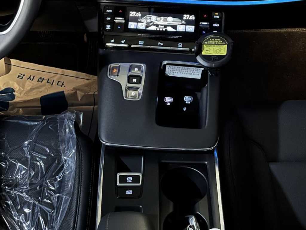 HYUNDAI Grandeur - Vista 10