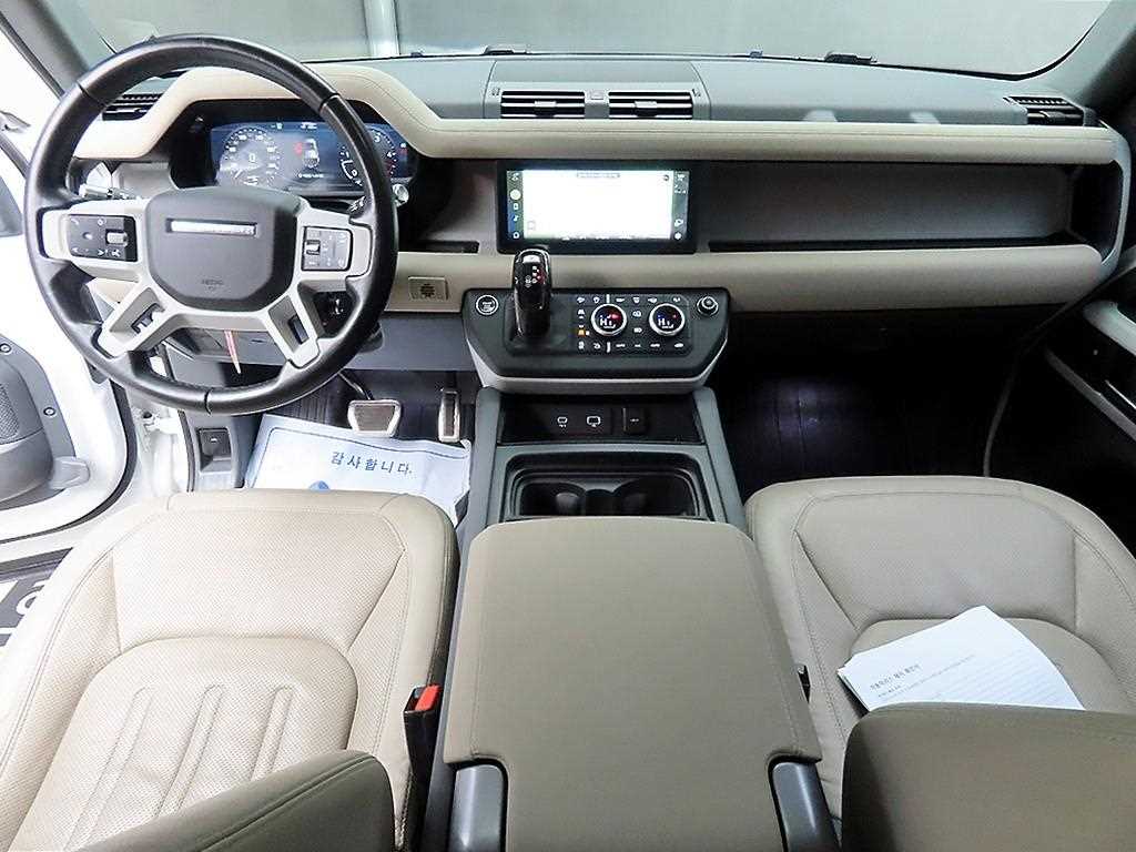 Land Rover Defender - Vista 7