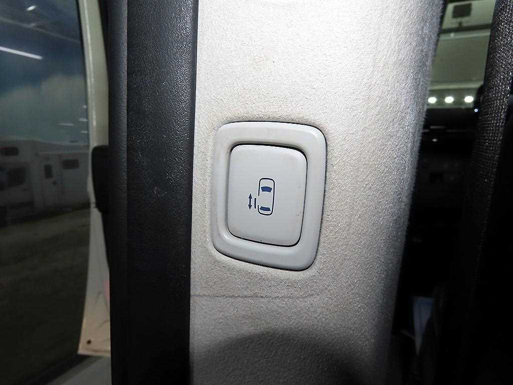 HYUNDAI Staria 2022 Blanco - Importación desde Corea - HF Imports Iquique - Foto 14