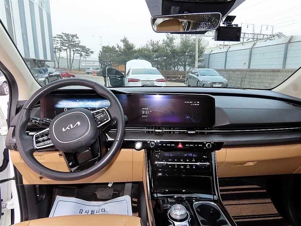 KIA Carnival - Vista 7