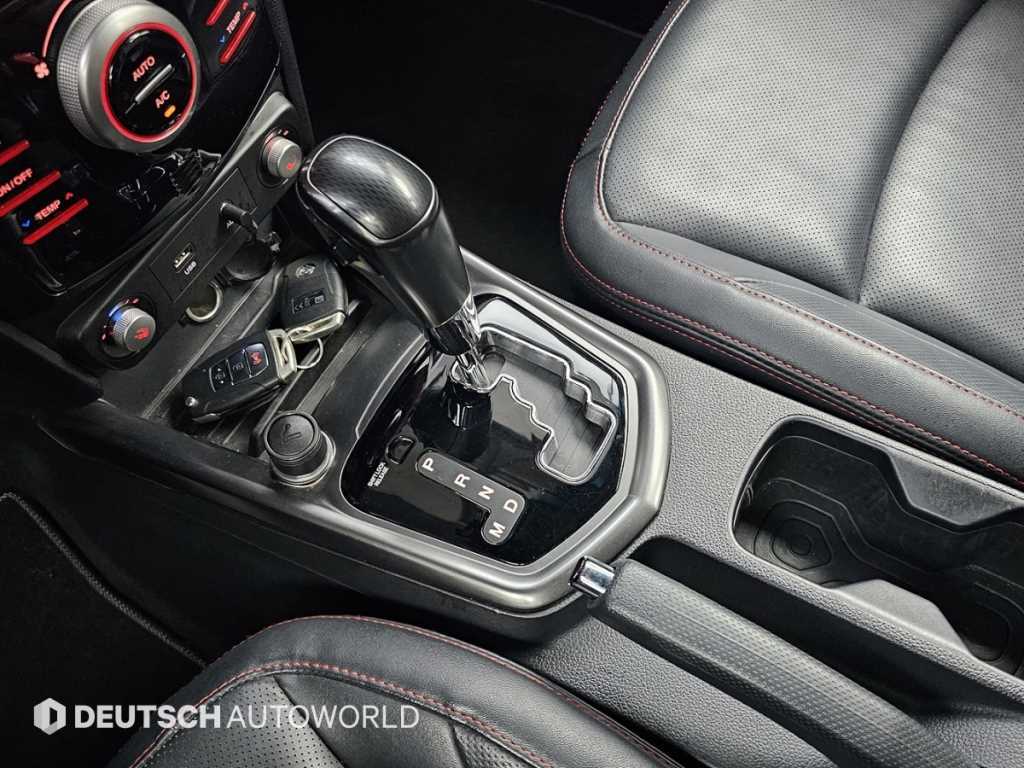 Ssangyong Tivoli - Vista 9