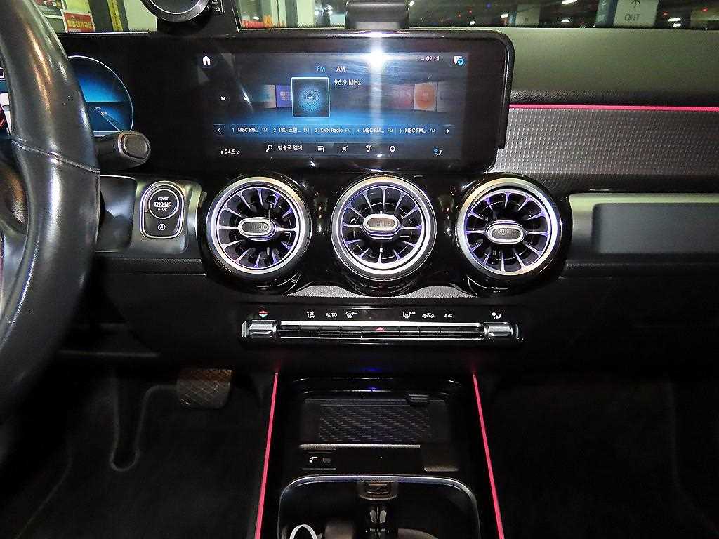 Mercedes Benz GLB Class - Vista 11