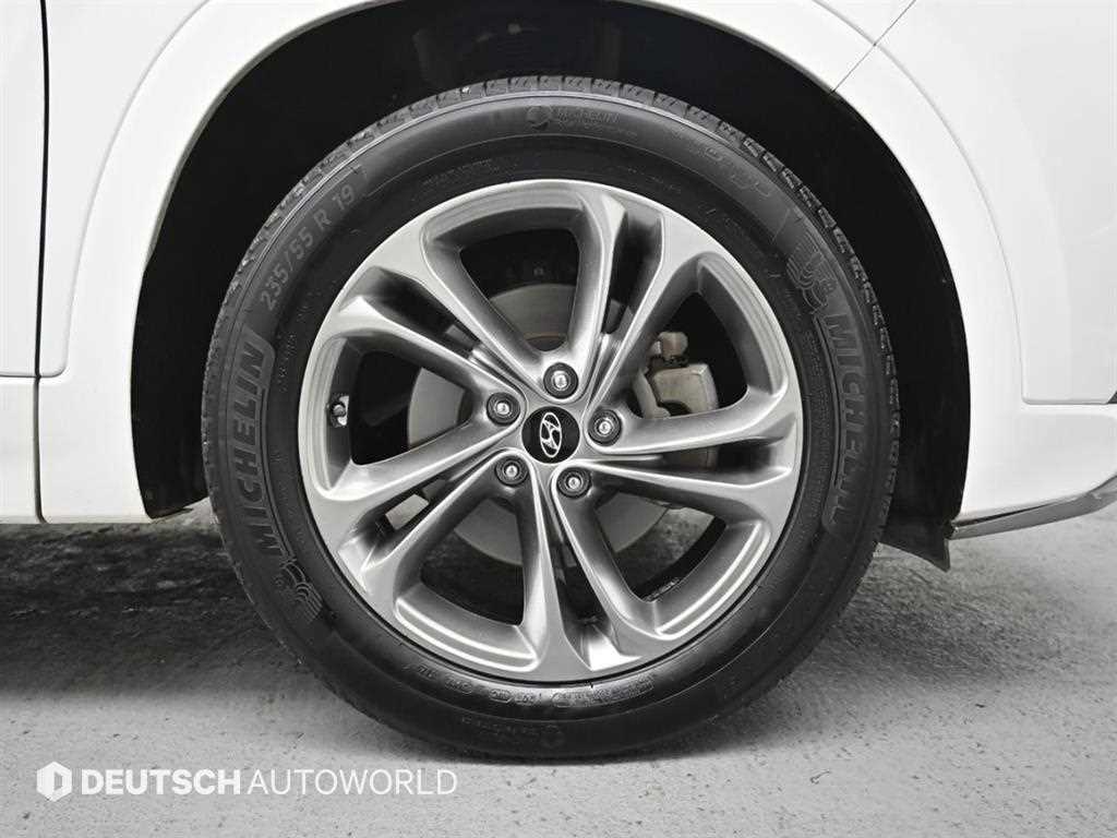 HYUNDAI Santa Fe - Vista 5