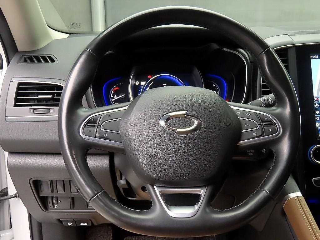 SAMSUNG QM6 - Vista 9