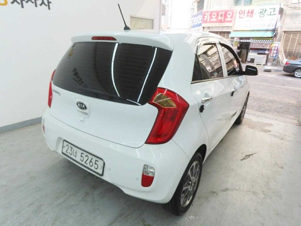 KIA Morning - Vista 3