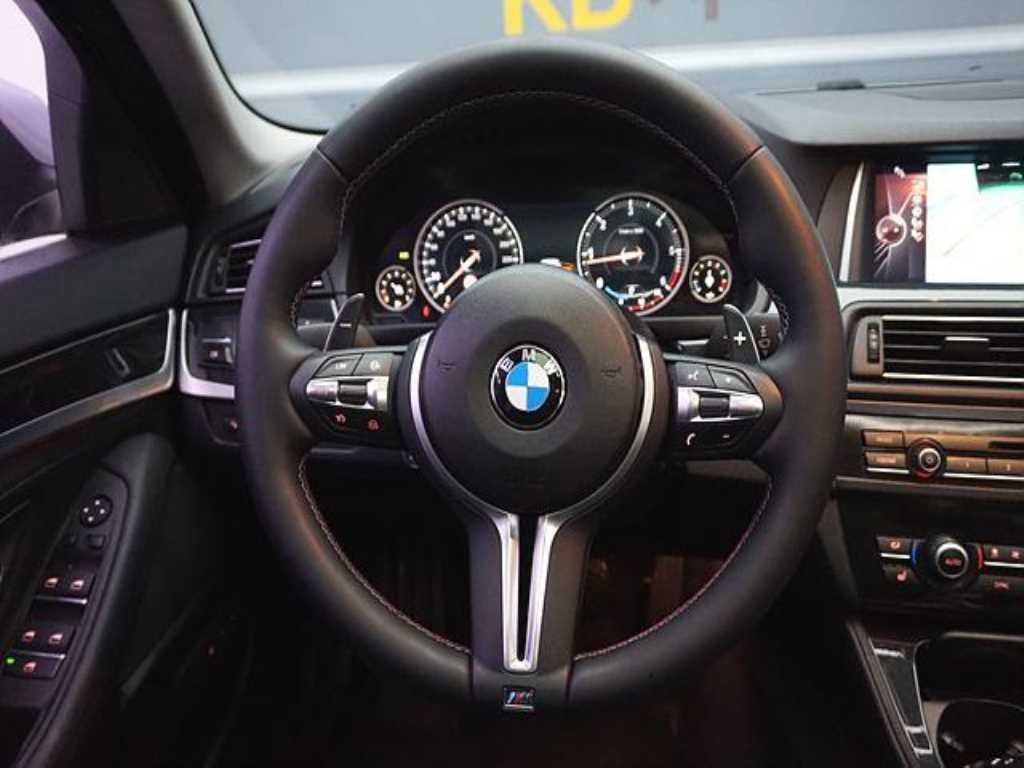 BMW 5 Series - Vista 9