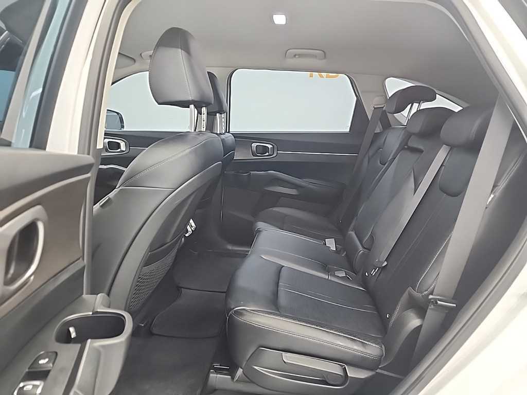 KIA Sorento - Vista 12