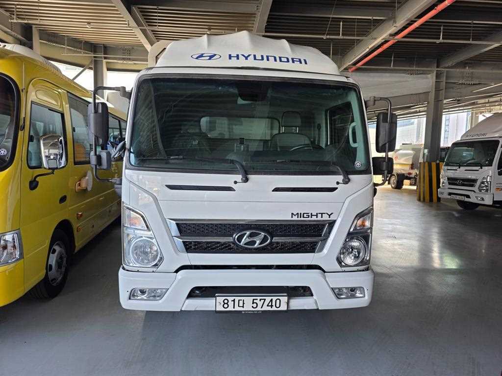 medium and large cargo truck - Vista 2