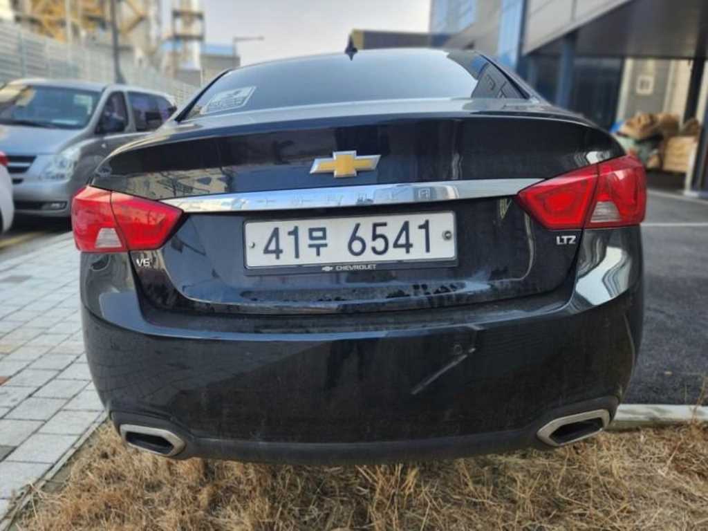 Chevrolet Impala - Vista 4