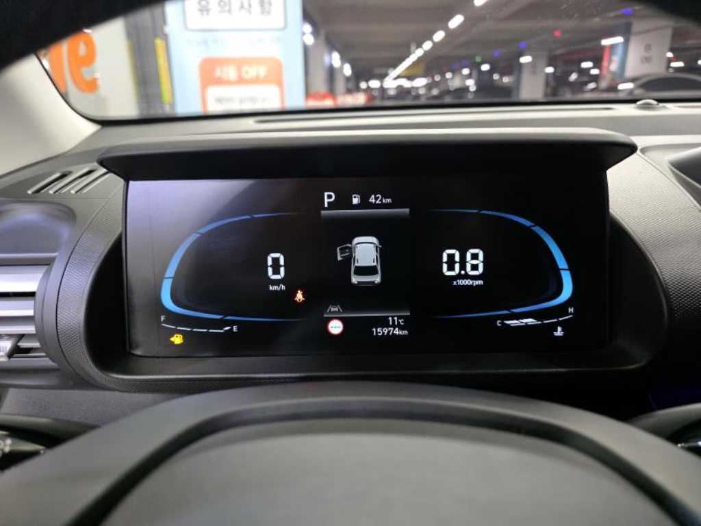 HYUNDAI Casper - Vista 9