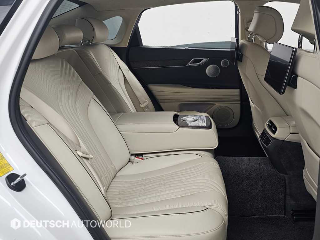 Genesis G80 - Vista 12