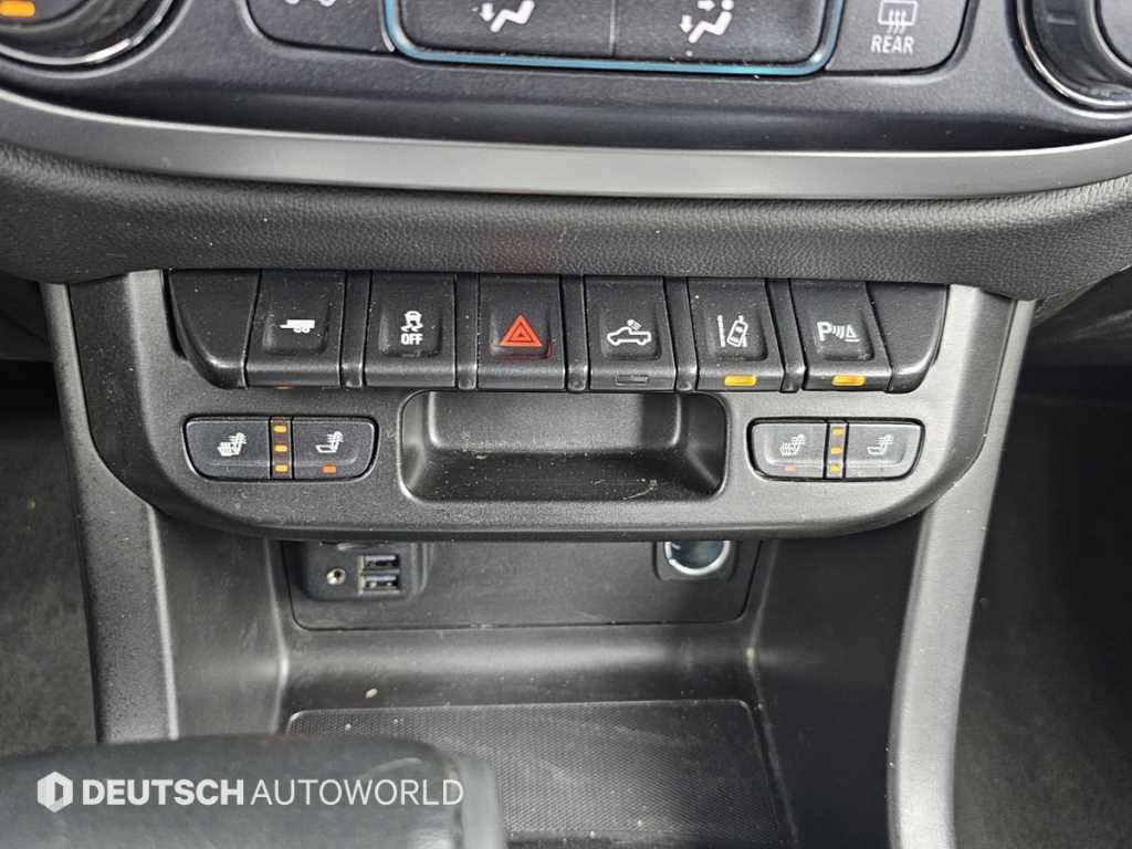 Chevrolet ?Colorado 2021 Blanco - Importación desde Corea - HF Imports Iquique - Foto 17