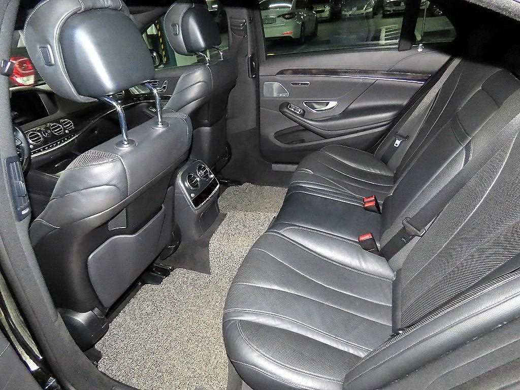 Mercedes Benz S Class - Vista 7