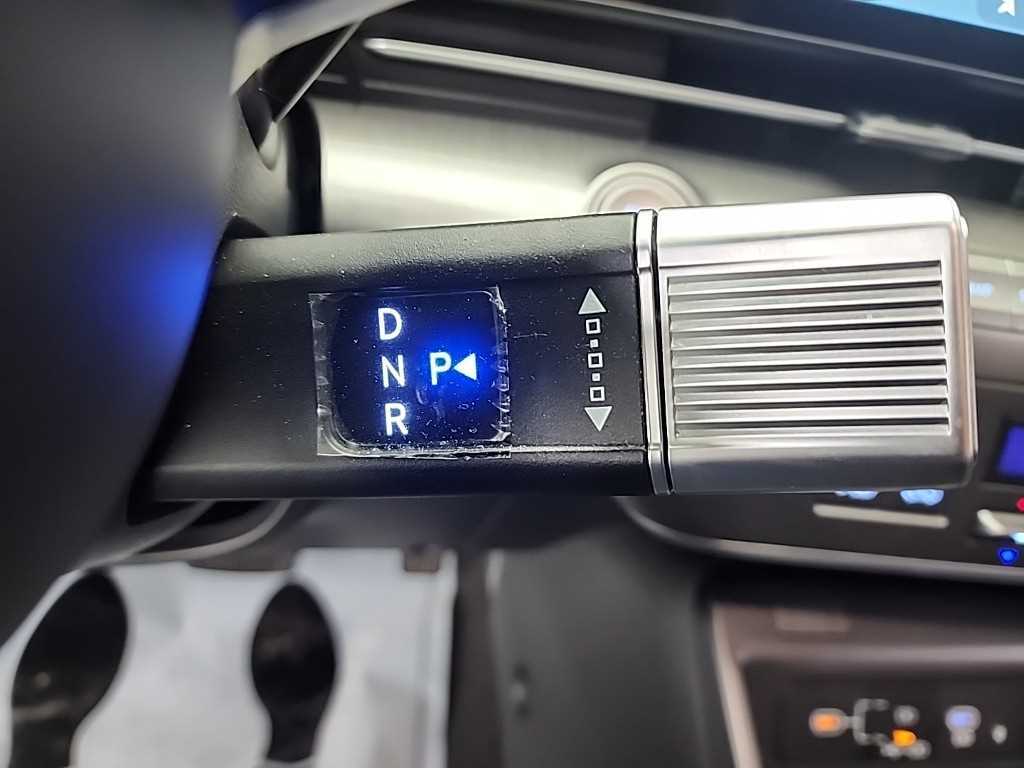 HYUNDAI Kona - Vista 8