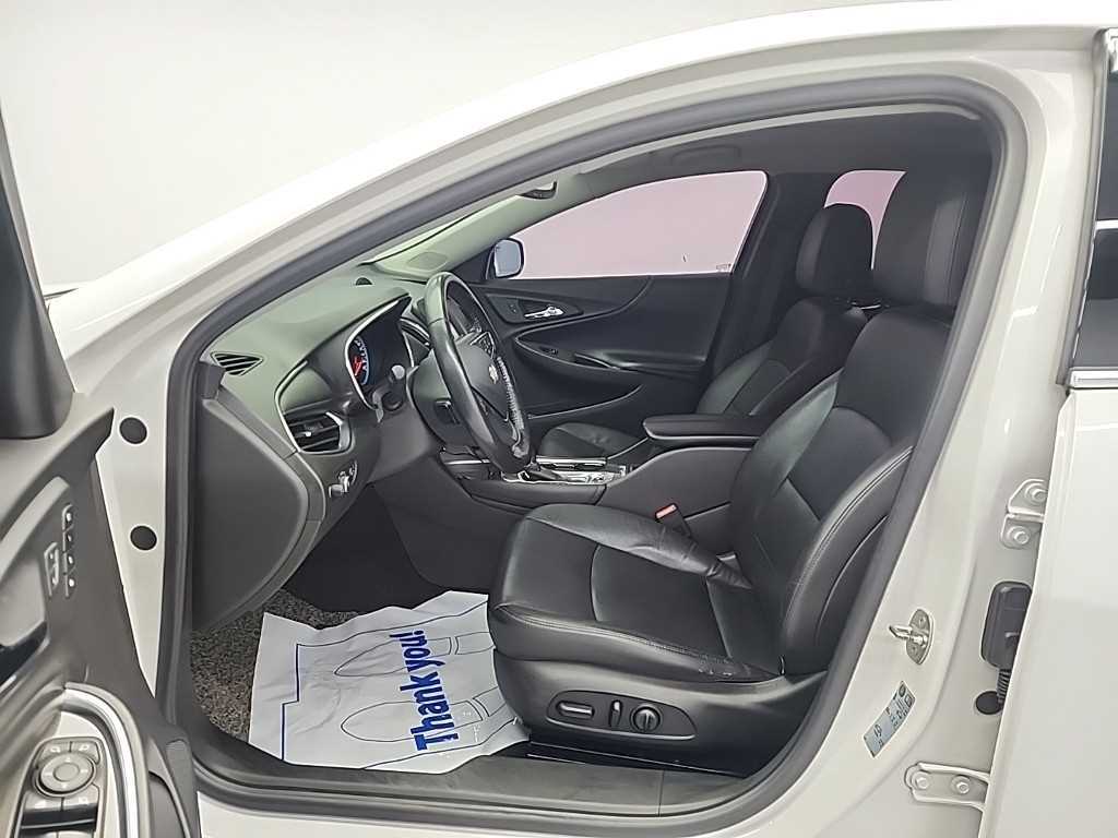 Chevrolet Malibu - Vista 11