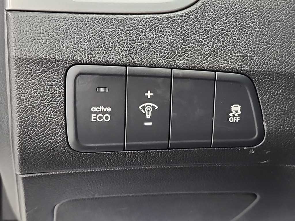 HYUNDAI Avante 2011 Blanco - Importación desde Corea - HF Imports Iquique - Foto 19