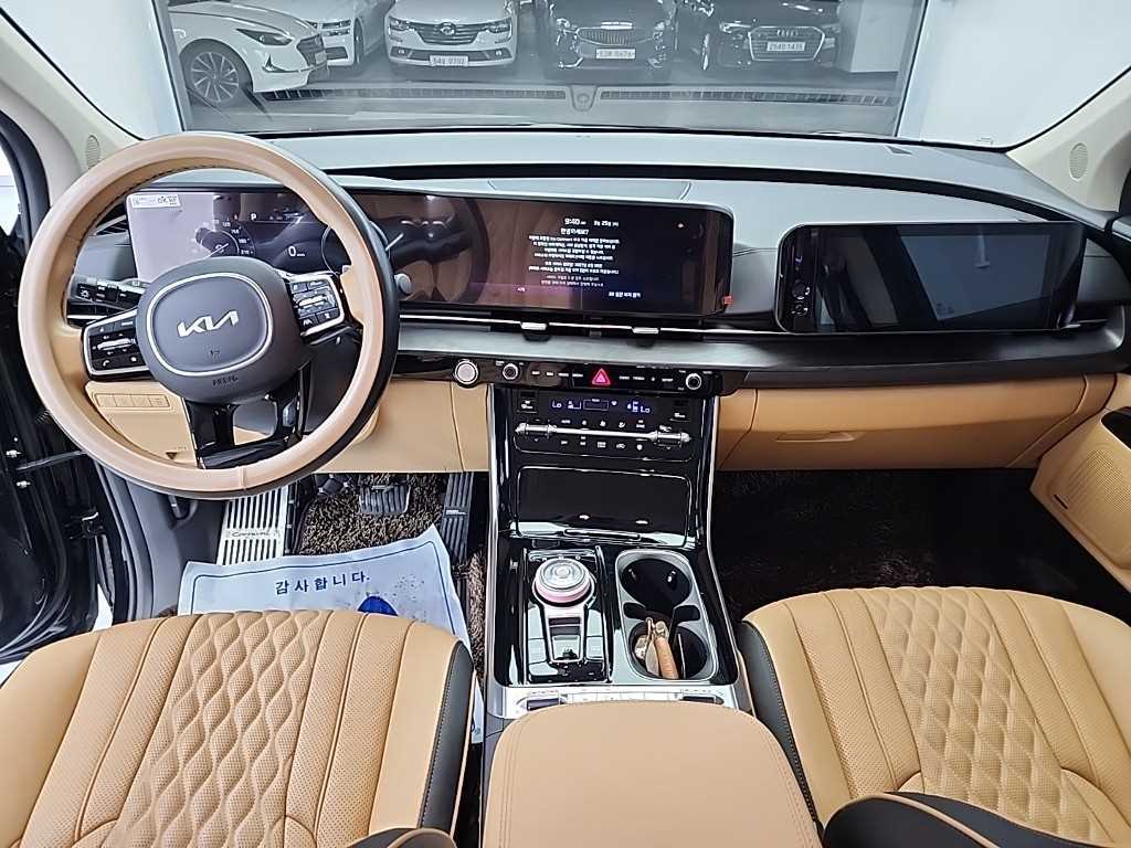 KIA Carnival - Vista 7