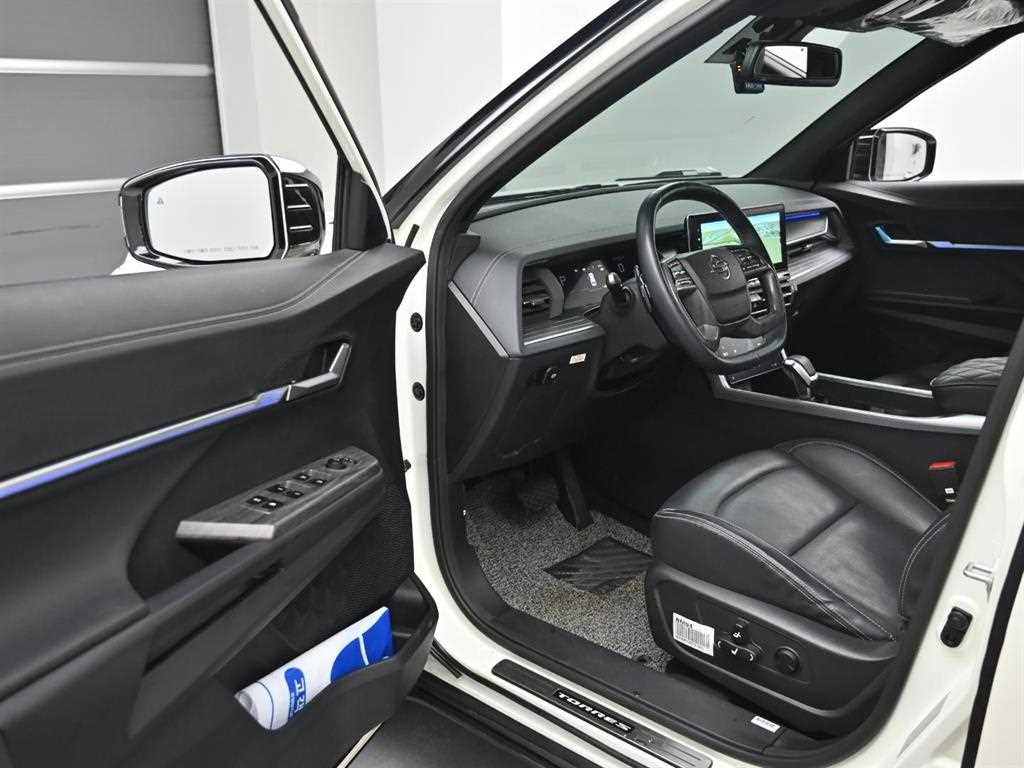 Ssangyong Torres - Vista 11