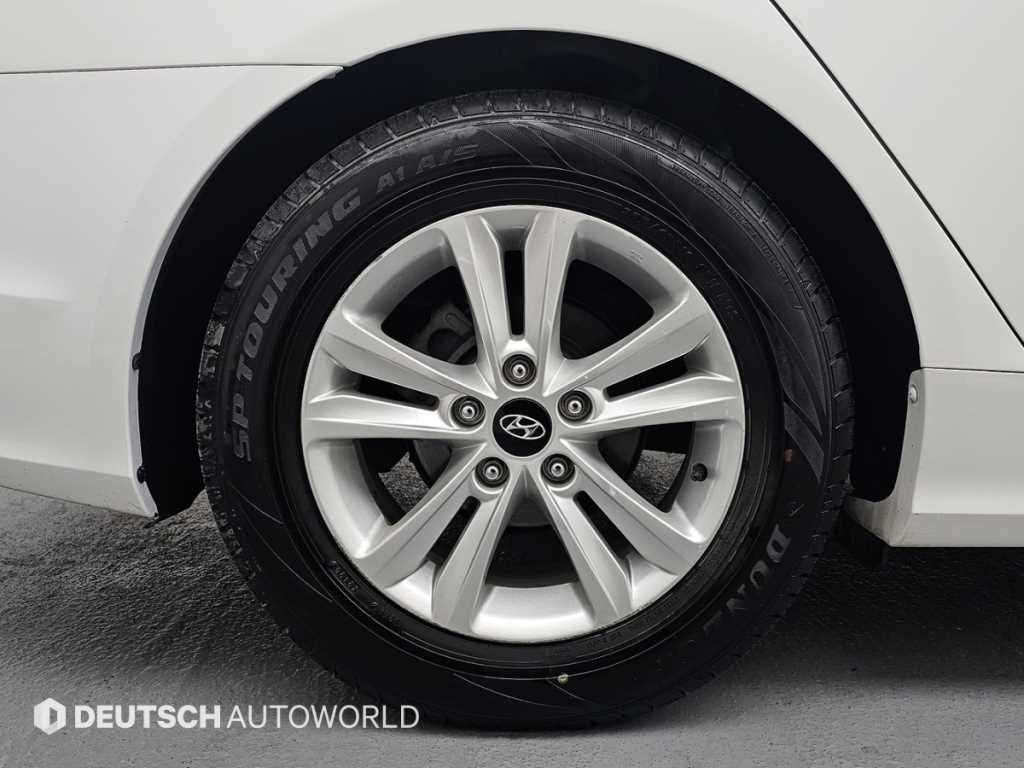 HYUNDAI Sonata - Vista 6