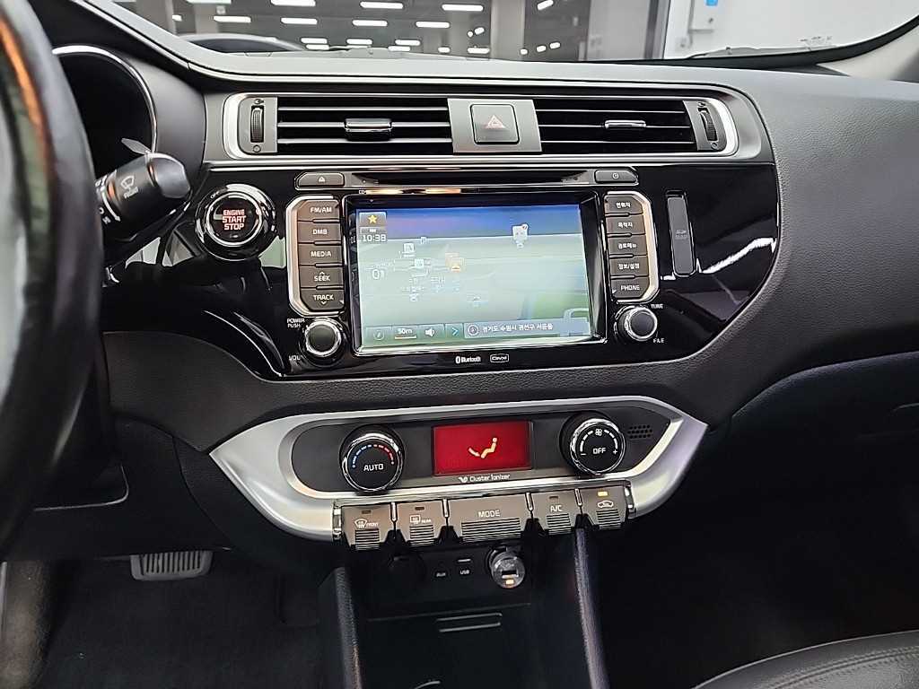 KIA Pride - Vista 10