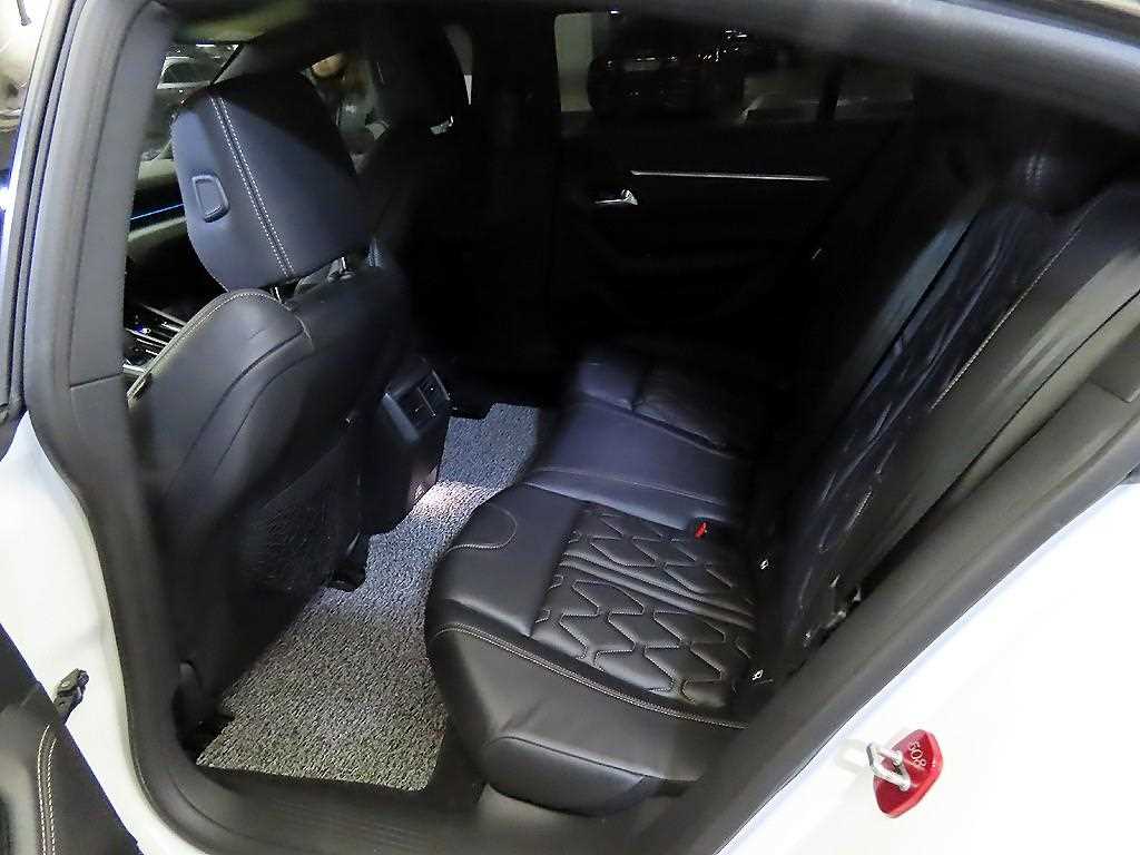 Peugeot 508 - Vista 7