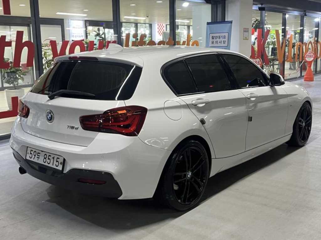 BMW 1 series - Vista 4