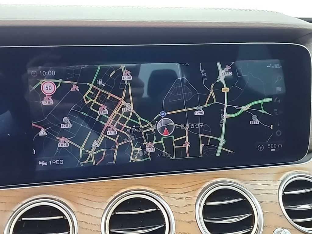 Mercedes Benz E class 2020 Gris - Importación desde Corea - HF Imports Iquique - Foto 15