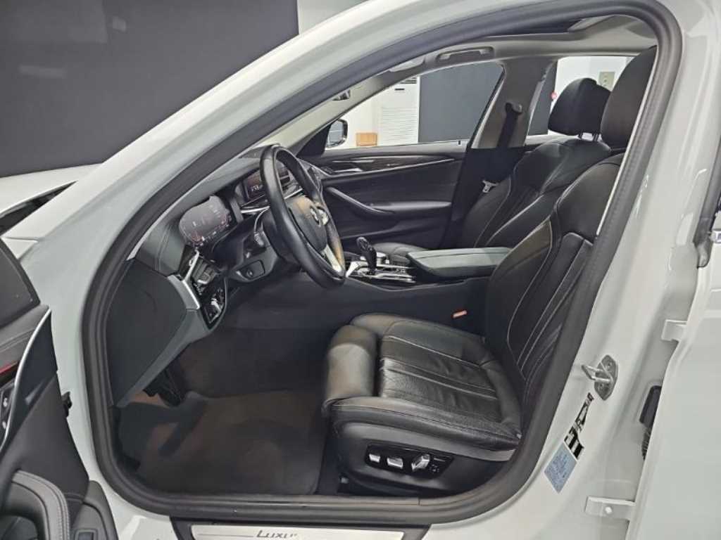 BMW 5 Series 2023 Blanco - Importación desde Corea - HF Imports Iquique - Foto 17